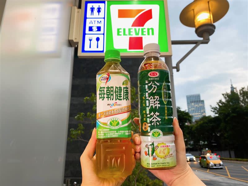 小七中元節推出指定茶飲箱購量販價588元。（圖／業者提供）