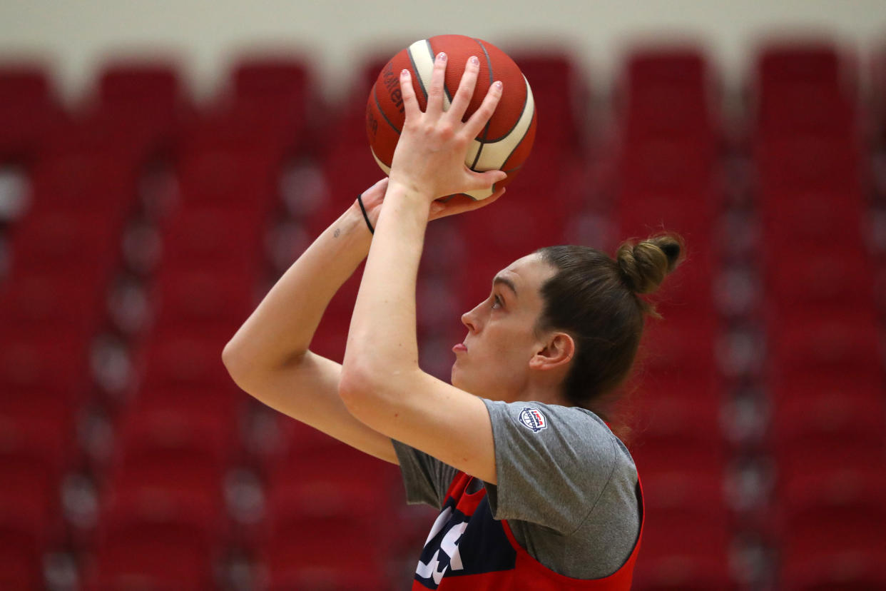 WEST HARTFORD, CONNECTICUT - JANUARY 26: Breanna Stewart warms up during a United States practice session at Chase Arena on January 26, 2020 in West Hartford, Connecticut. (Photo by Maddie Meyer/Getty Images)