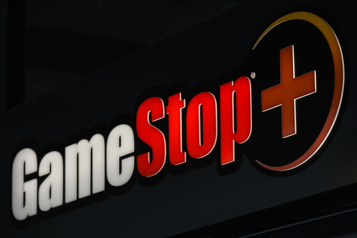 GameStop reports mixed quarterly results here's how the stock is doing