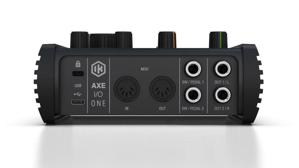 IK Multimedia Axe I/O One