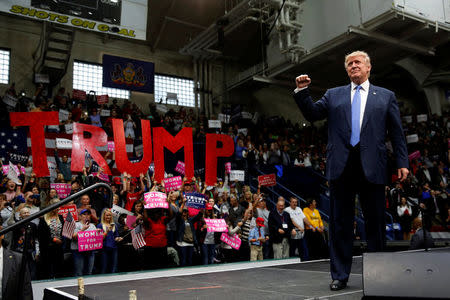 Republican U.S. presidential nominee Donald Trump holds a campaign rally in Johnstown, Pennsylvania, U.S. October 21, 2016. REUTERS/Jonathan Ernst