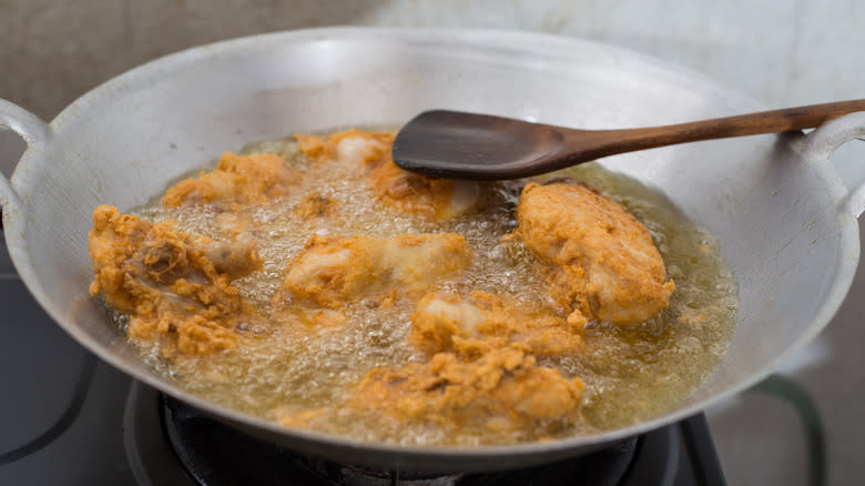 Fried chicken in wok