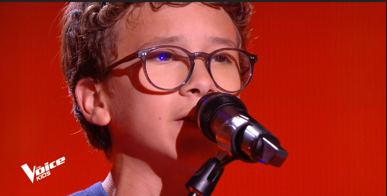 Le concours de chant « The Voice Kids » ( ici extrait de l’émission de ce mardi 4 juillet avec le passage de Lucas ) aura son adaptation en roman. pour la rentrée littéraire d’août.