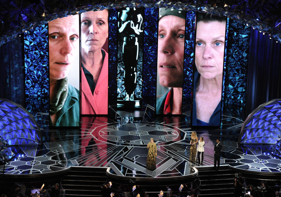 Gewinnerin Frances McDormand auf der Oscar-Bühne. (Bild: AP Photo)