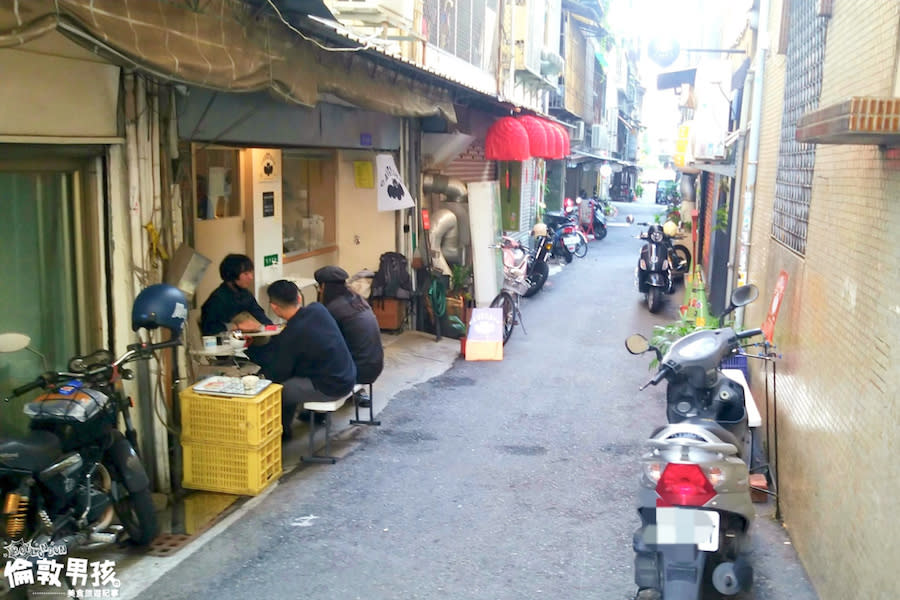 台南｜穴居 Cave Cafe