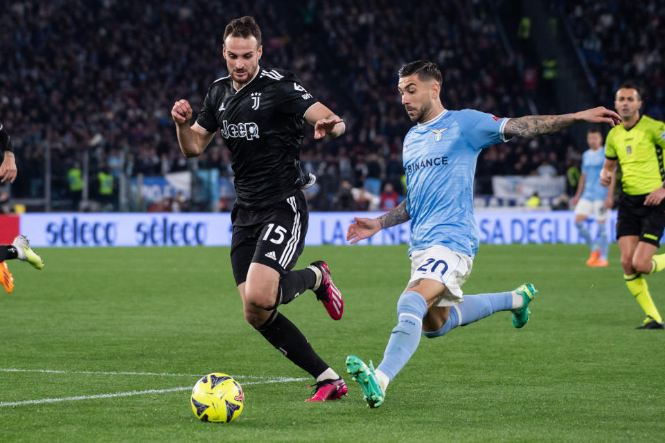 ROME, ITALY - APRIL 08: Mattia Zaccagni of SS Lazio and Federico Gatti of Juventus FC compete for the ball during the Serie A match between SS Lazio and Juventus at Stadio Olimpico on April 08, 2023 in Rome, Italy. (Photo by Ivan Romano/Getty Images)