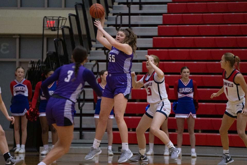 Brownsburg Bulldogs junior Center Avery Gordon catches a pass Jan 5, 2024, at Plainfield High School in Plainfield, Indiana.