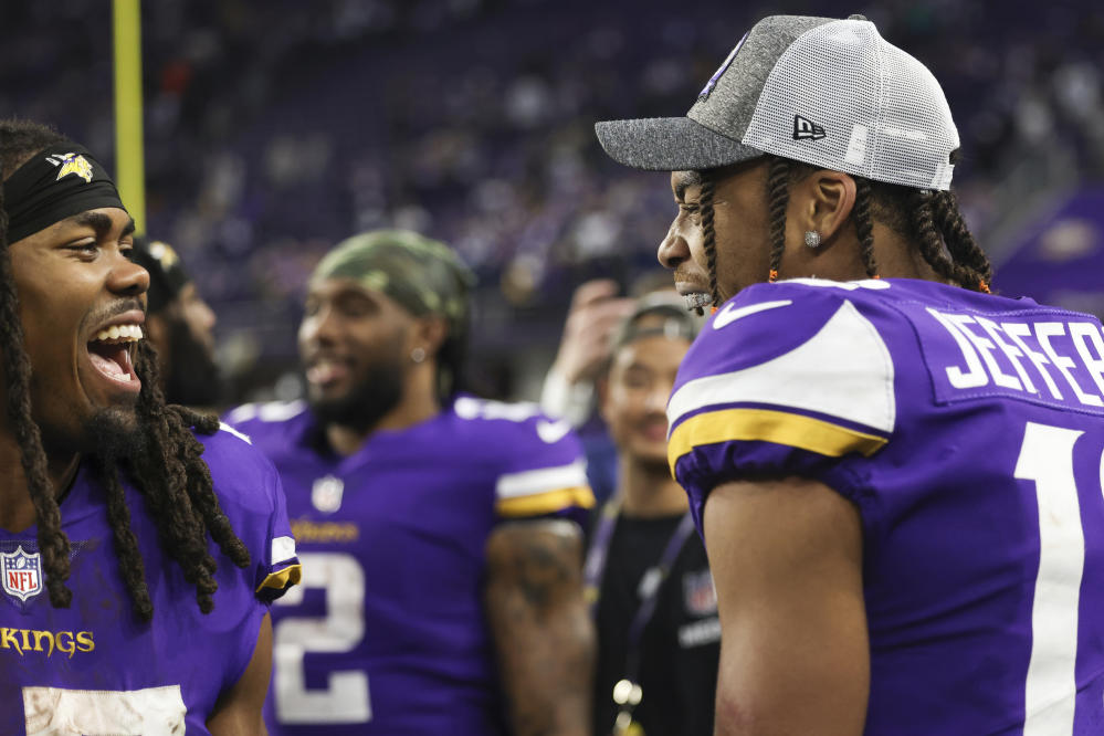 NFL Week 15 Saturday grades: Vikings earn 'B+' for epic comeback