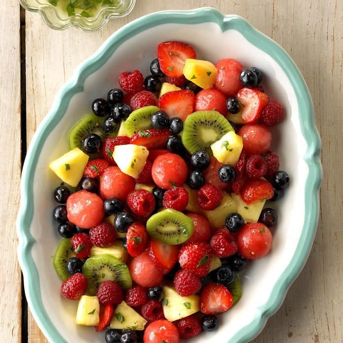 Mixed Fruit With Lemon Basil Dressing Exps Cwam18 40989 C12 13 7b 4