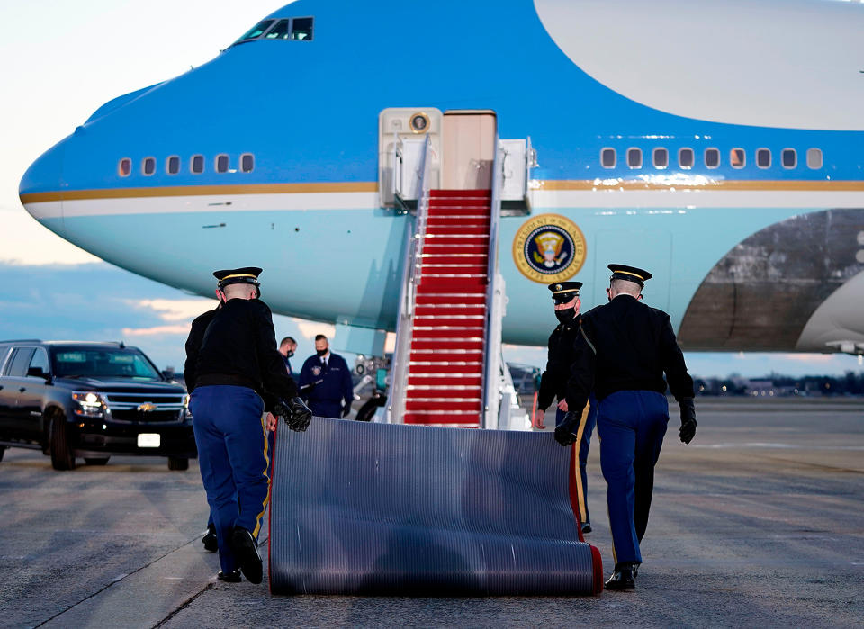<p>A red carpet is rolled out ahead of President Trump's departure. </p>