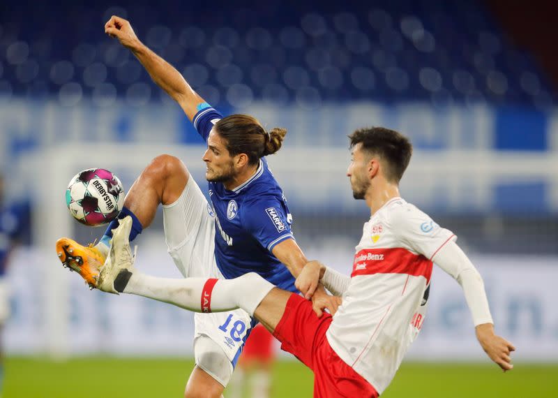 Bundesliga - Schalke 04 v VfB Stuttgart