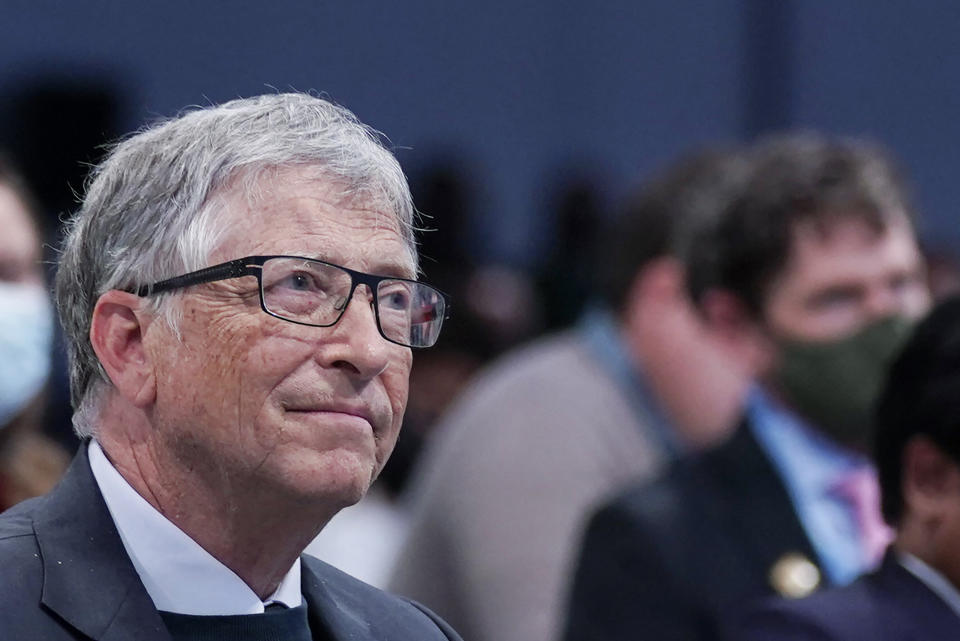 American Businessman Bill Gates attends the 'Accelerating Clean Technology Innovation and Deployment' event, as part of the World Leaders' Summit of the COP26 UN Climate Change Conference in Glasgow, Scotland, on November 2, 2021. - World leaders meeting at the COP26 climate summit in Glasgow will issue a multibillion-dollar pledge to end deforestation by 2030 but that date is too distant for campaigners who want action sooner to save the planet's lungs. (Photo by Evan Vucci / POOL / AFP) (Photo by EVAN VUCCI/POOL/AFP via Getty Images)