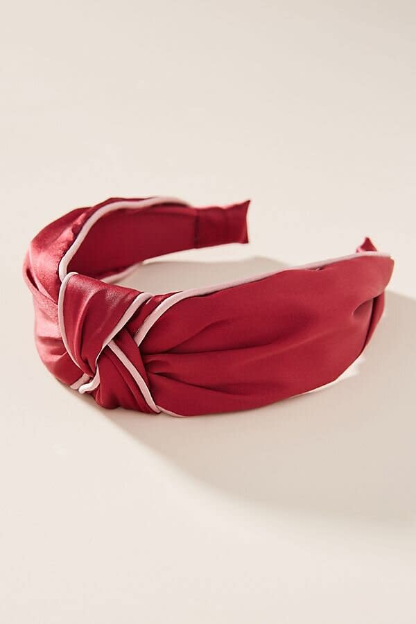 Get this knotted headband in five colors <a href="https://fave.co/2OUOFSY" target="_blank" rel="noopener noreferrer"><strong>from Anthropologie for $18</strong>﻿</a>.