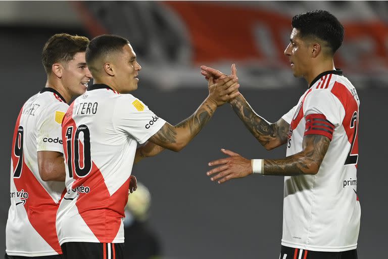 Juan Fernando Quintero y Enzo Pérez se perderán por lesión y suspensión, respectivamente, el partido de River ante Colo Colo, por la Copa Libertadores