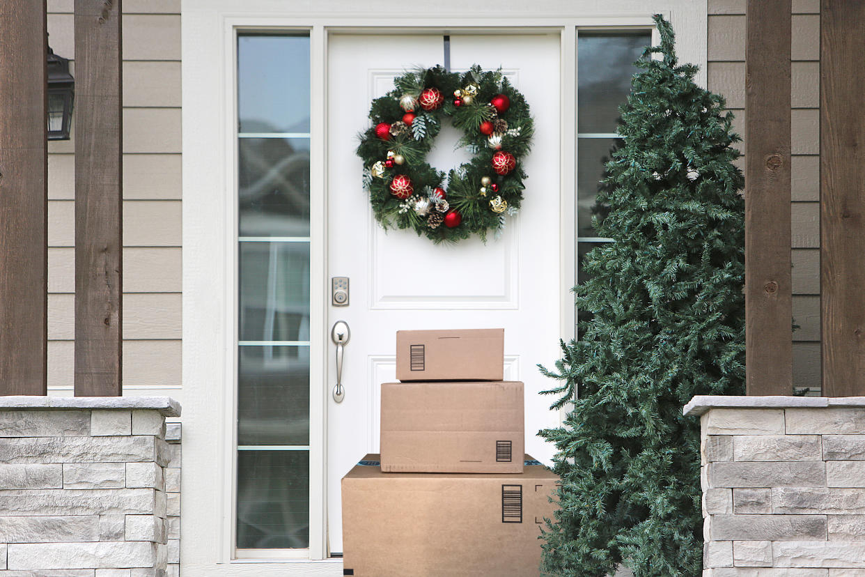 Waiting on a delivery? If you shopped on a fake website, that package may never arrive (Photo: Getty)