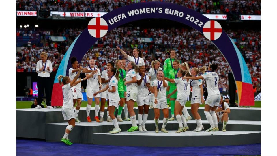 England players celebrate the victory during the UEFA Women's Euro England 2022 final match between England and Germany at Wembley Stadium on July 31, 2022 in London