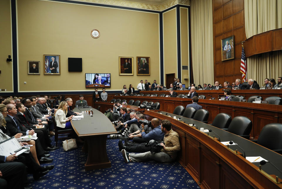 EPA chief Scott Pruitt testifies before the House Energy and Commerce subcommittee hearing. (Photo: Pablo Martinez Monsivais/AP)