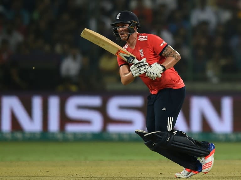 England's Jason Roy raced to 78 off 44 balls at the top of the order, rapidly taking the game away from New Zealand at the semi-final