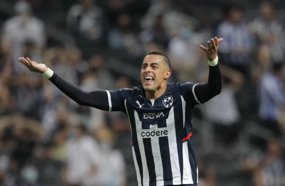 d4a313e0 94ed 11ec a697 9e35b4afef5f - Funes Mori un muerto en la delantera con Rayados