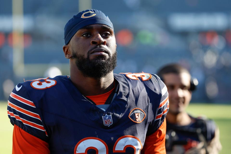 Chicago Bears cornerback Jaylon Johnson (33) leaves the field after an NFL football game against the Las Vegas Raiders, Sunday, Oct. 22, 2023, in Chicago.