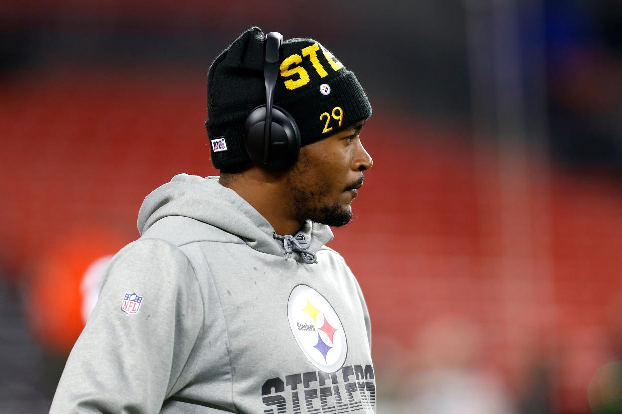 CLEVELAND, OH - NOVEMBER 14:  Kameron Kelly #29 of the Pittsburgh Steelers warms up prior to the start of the game against the Cleveland Browns at FirstEnergy Stadium on November 14, 2019 in Cleveland, Ohio. (Photo by Kirk Irwin/Getty Images)