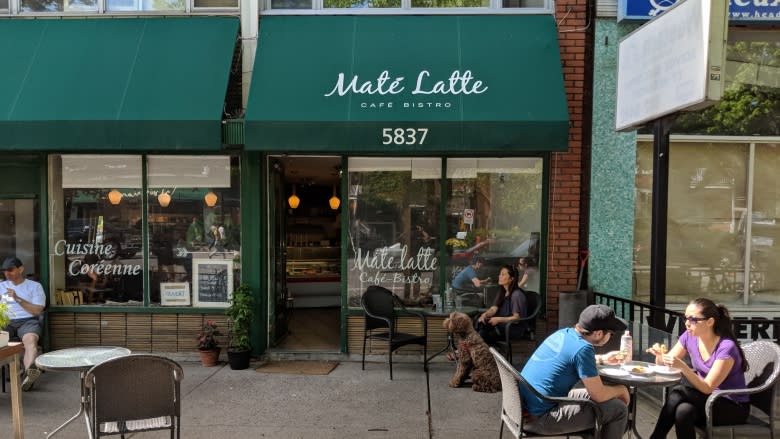 Permit mix-up has NDG café owners worried they'll have to close