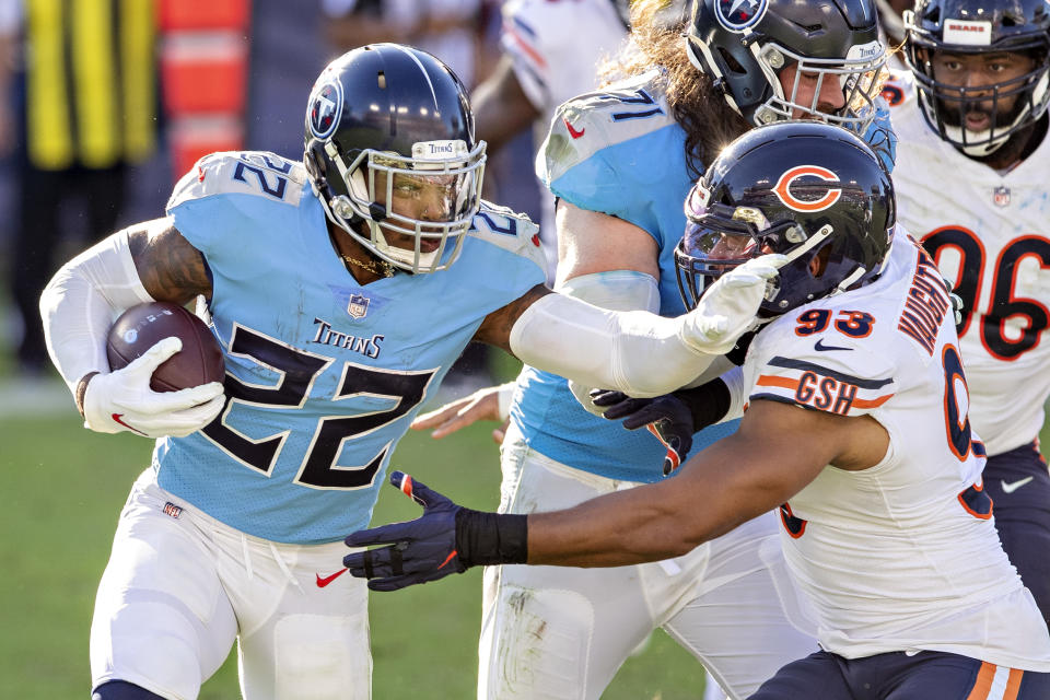 NASHVILLE, TENNESSEE - NOVEMBER 08: Derrick Henry #22 of the Tennessee Titans runs the ball during a game against the Chicago Bears at Nissan Stadium on November 08, 2020 in Nashville, Tennessee. The Titans defeated the Bears 24-17. (Photo by Wesley Hitt/Getty Images)