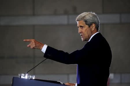 U.S. Secretary of State John Kerry delivers a speech on the nuclear agreement with Iran, in Philadelphia, Pennsylvania, September 2, 2015. REUTERS/Charles Mostoller