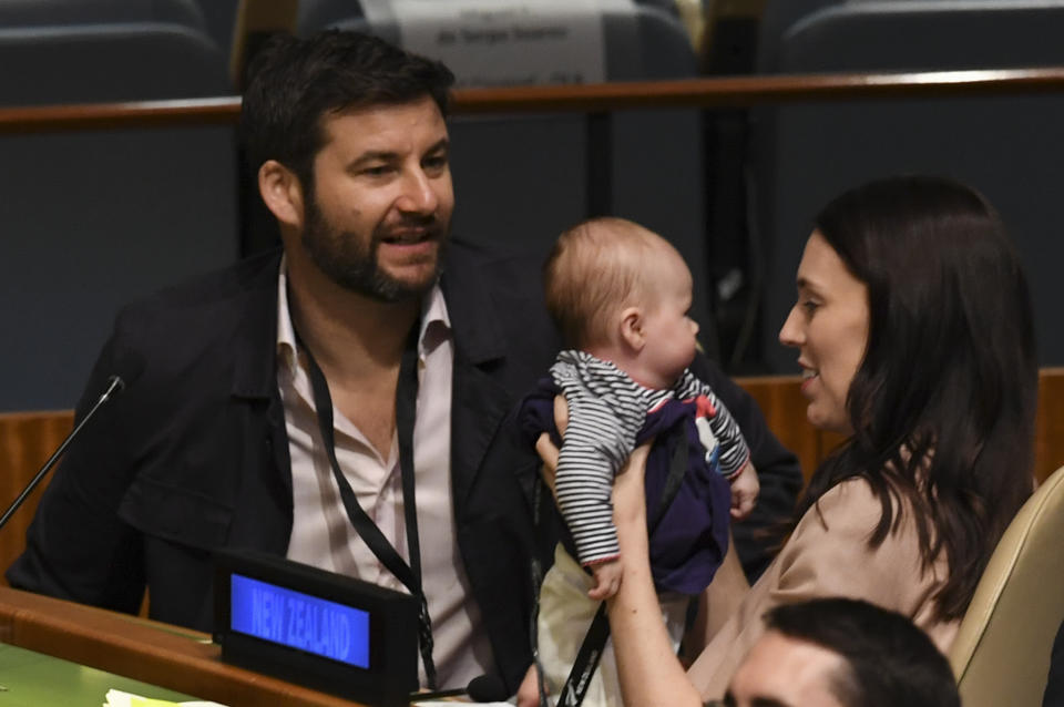 Baby Neve stayed with her dad while Jacinda Ardern made a speech [Photo: Getty]