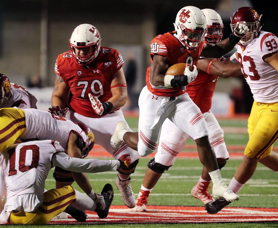 Utah Utes running back Zack Moss runs the ball against the USC during game in Salt Lake City on Saturday, Oct. 20, 2018. | Ravell Call, Deseret News