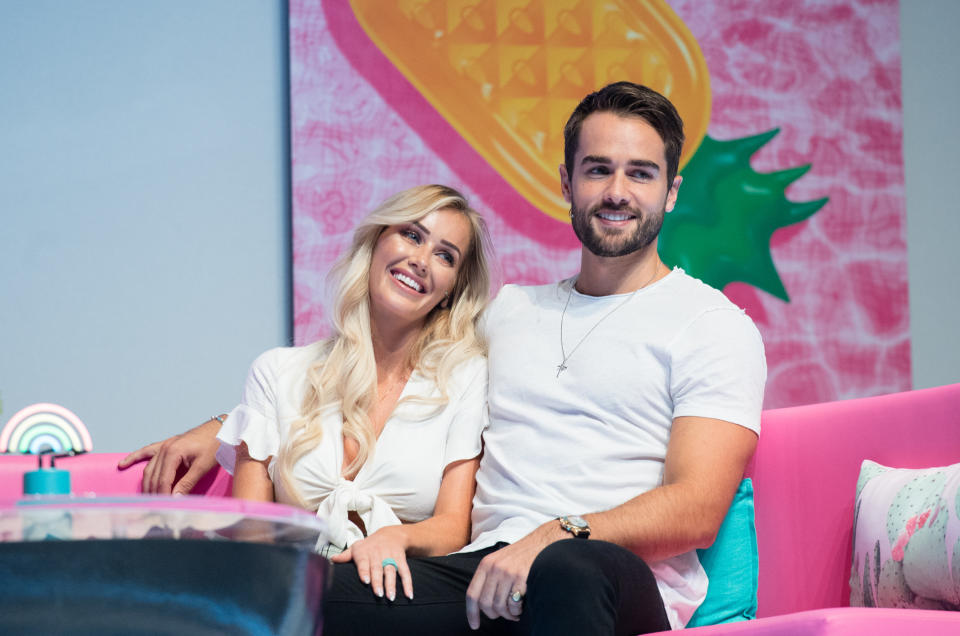 LONDON, ENGLAND - AUGUST 10:  Laura Anderson and Paul Knops during the 'Love Island Live' photocall at ICC Auditorium on August 10, 2018 in London, England.  (Photo by Samir Hussein/WireImage)