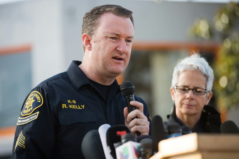 Alameda County Sheriff's Office spokesman Sgt. Ray Kelly addresses the media December 4, 2016 in Oakland, California