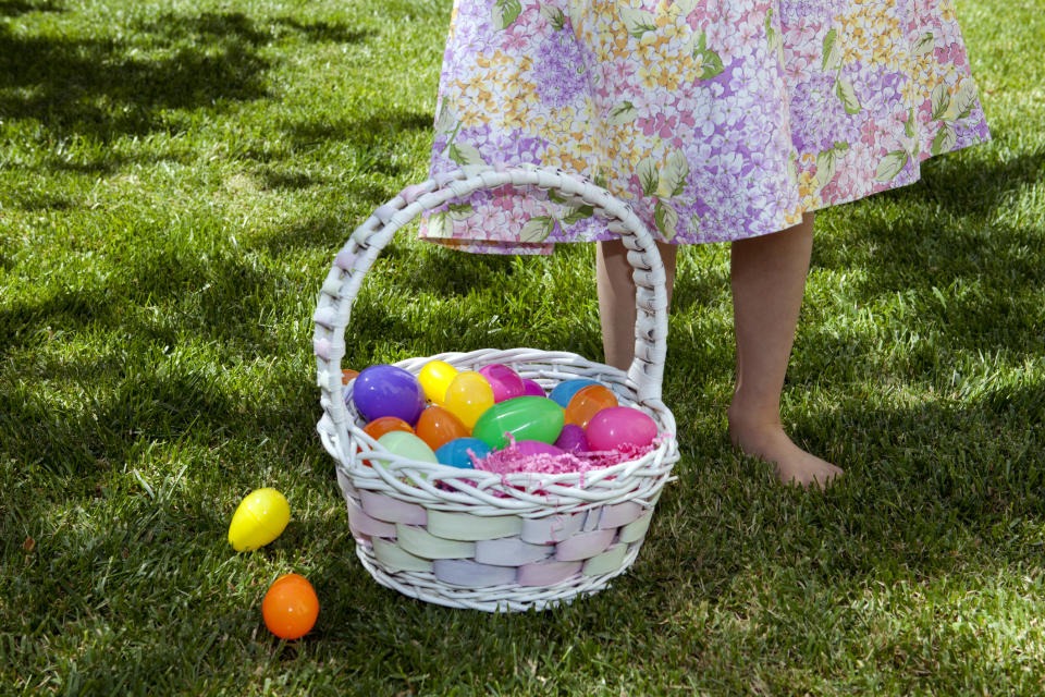 Ostern verbinden die meisten Deutschen mehr mit Eiersuchen als mit der Kirche. (Symbolbild: Getty Images)