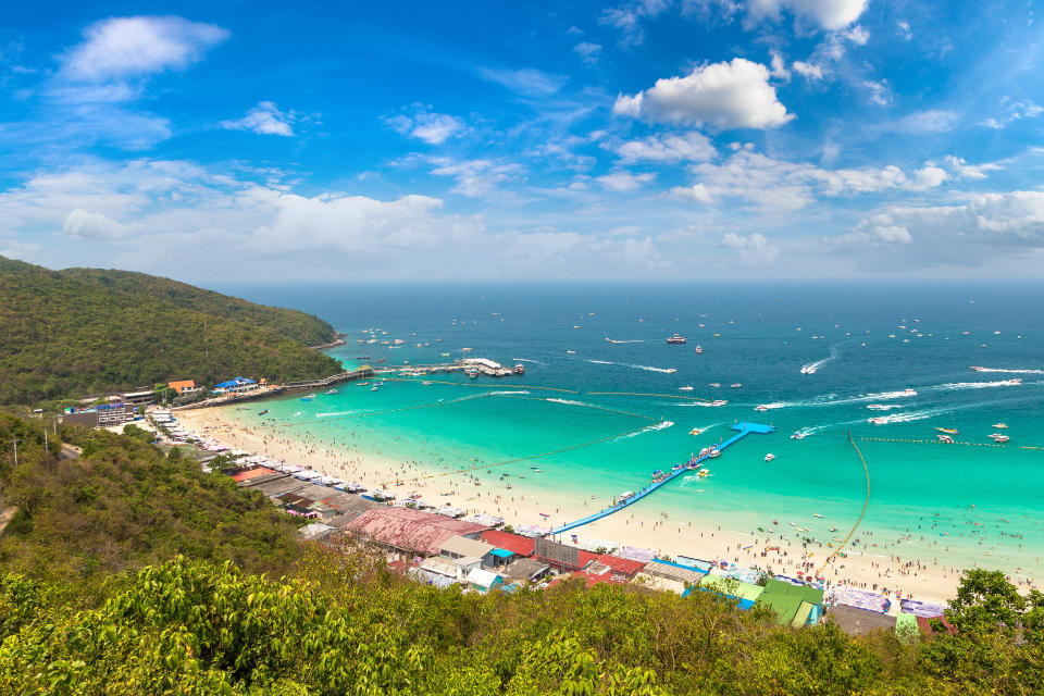 泰國旅遊｜芭堤雅灘外最好島嶼「格蘭島」超值水上活動灘外最在島嶼「格蘭島」超值水上活店！每位$234起夛逌格蘭島''