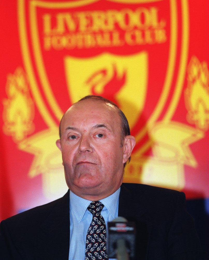 Peter Robinson at a Liverpool kit launch in June 1996.