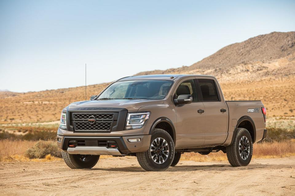 View Photos of the 2020 Nissan Titan