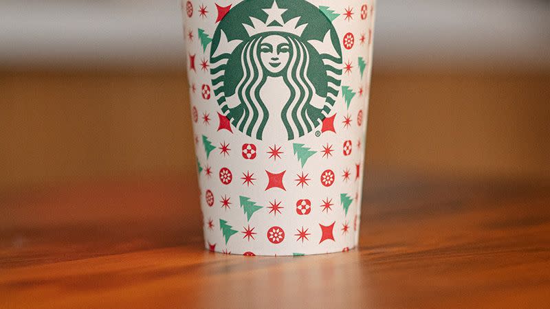 starbucks red cups