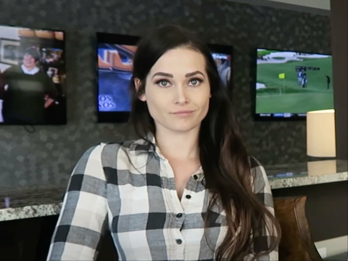 Model Niece Waidhofer dies at age 31 (YouTube)