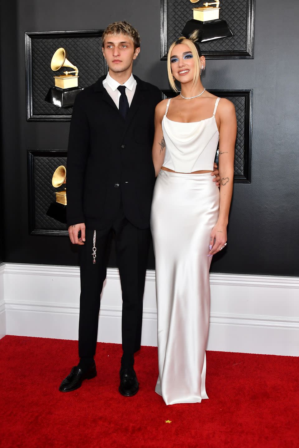 Grammy Awards cute couple - Dua Lipa and Anwar Hadid