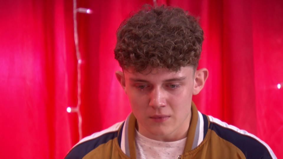 Thursday, October 22: Tom is shocked when Yazz drops down on one knee