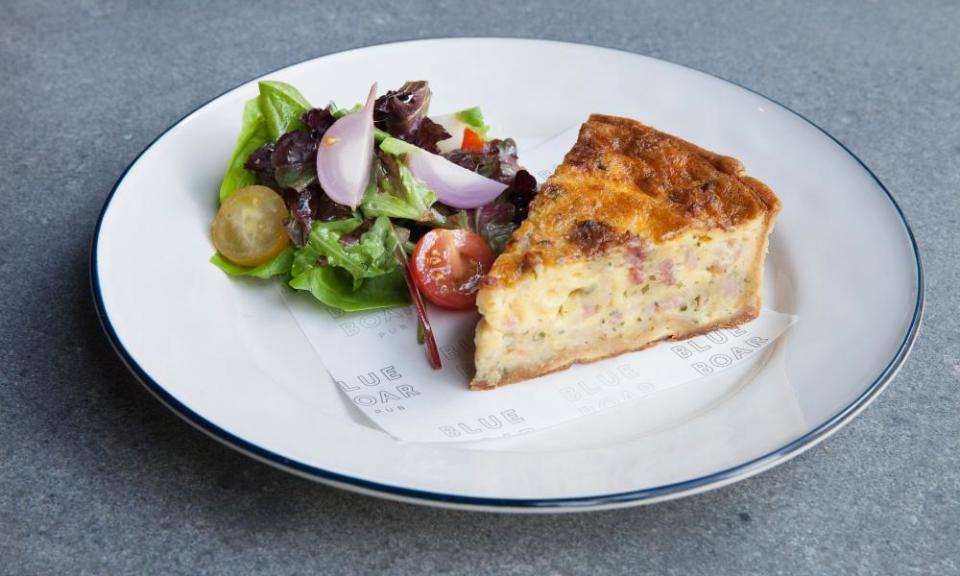 Montgomery Cheddar Quiche, Blue Boar pub, Westminster, London.