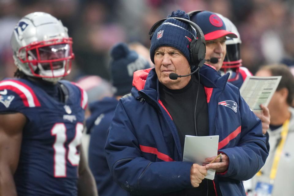The Los Angeles Chargers should consider trading for New England Patriots coach Bill Belichick.