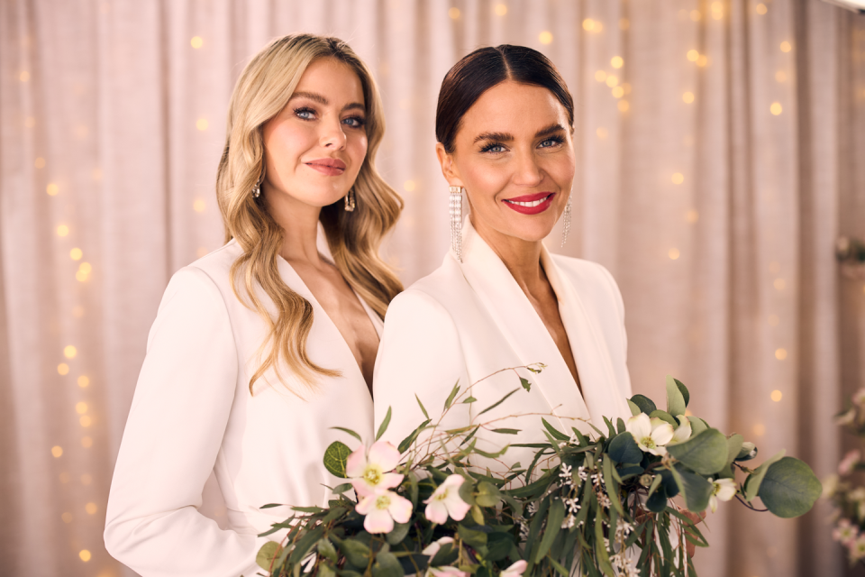 chloe brennan and elly conway in neighbours