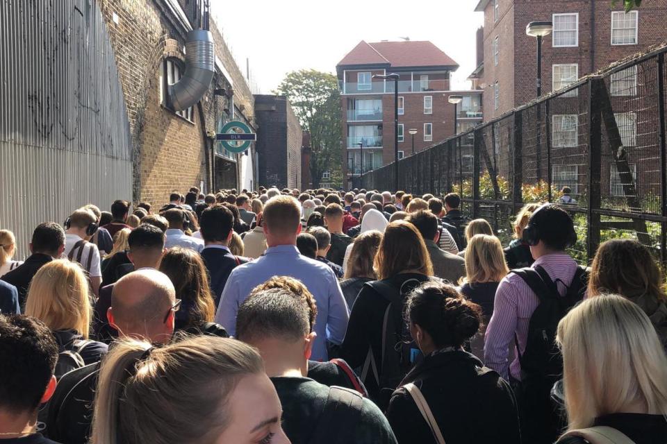 TfL Tube delays: travel chaos as Jubilee line part-suspended after 'fire alert' at Bond Street station