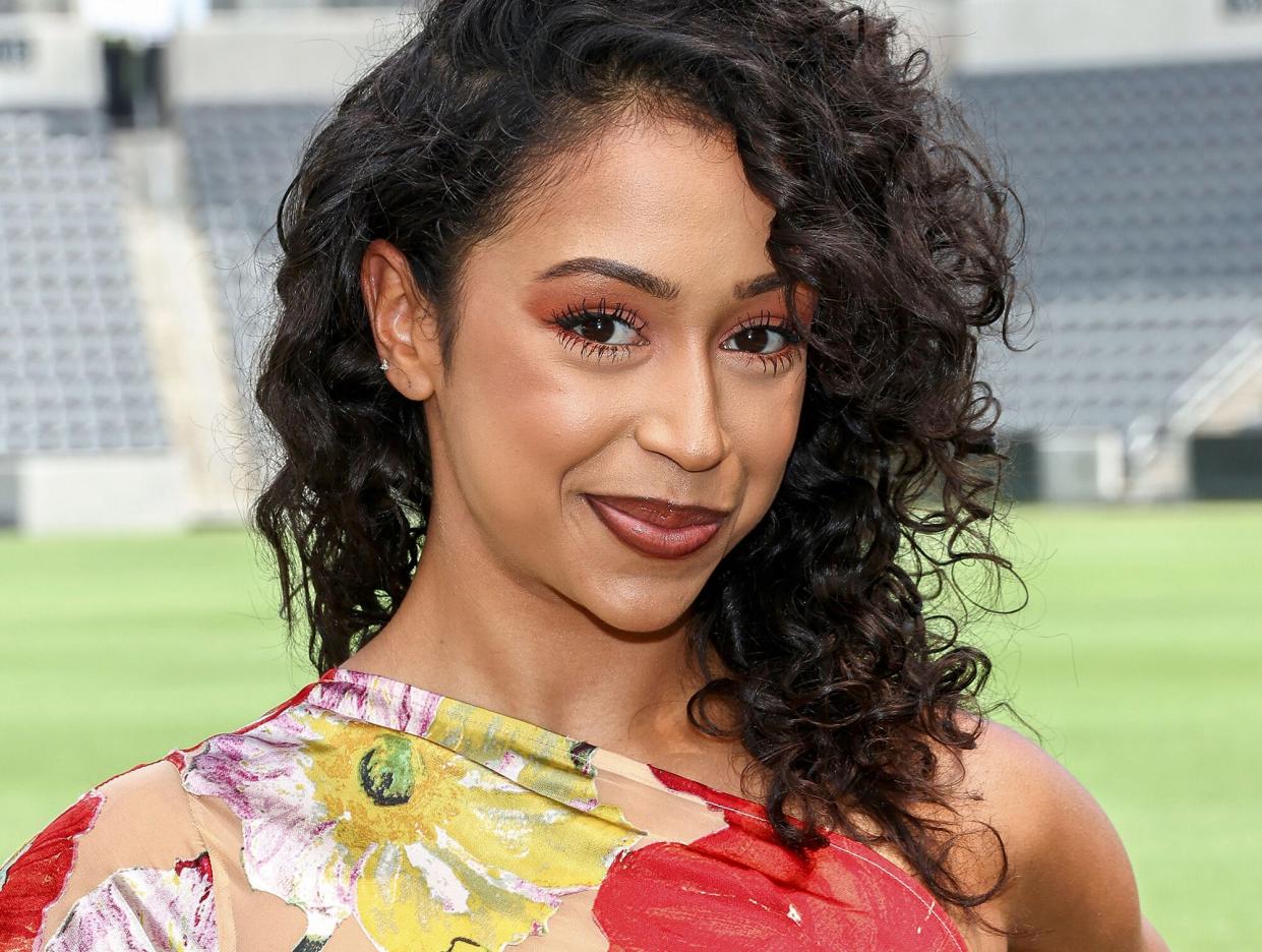 Liza Koshy Rollout 3/27