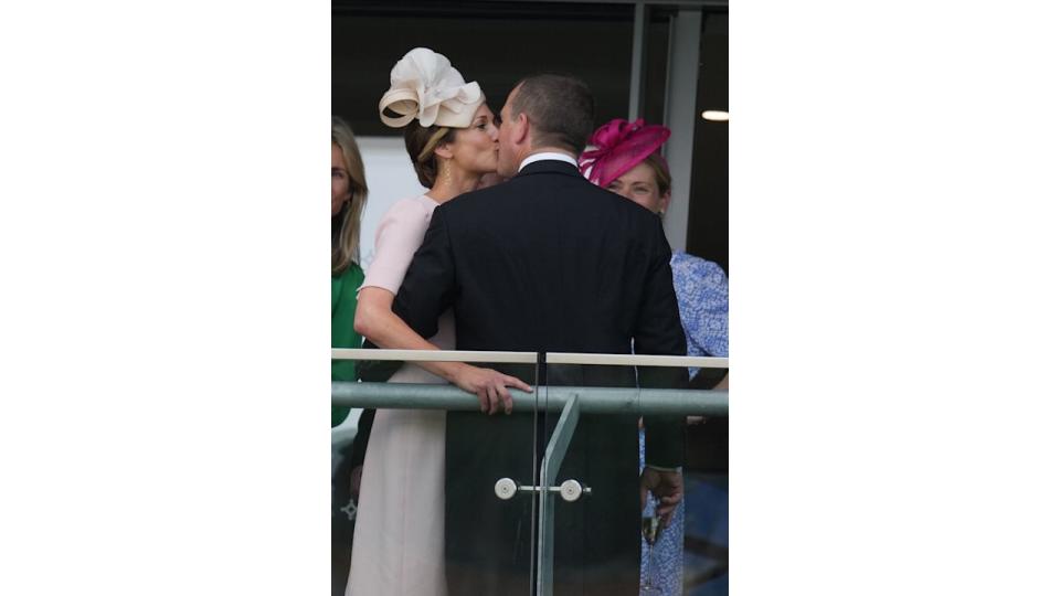 Harriet Sperling and Peter Phillips kiss at Royal Ascot