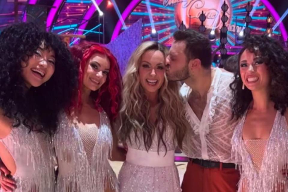 Dowden (centre) has been receiving support from her Strictly co-stars amid treatment (Amy Dowden/Instagram)