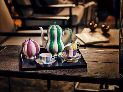 霍夫曼大師一生設計出非常多的經典家飾，於1929年推出的「甜瓜」杯絕對是最史上最經典的咖啡杯設計 PHOTO CREDIT: Floralia Décor