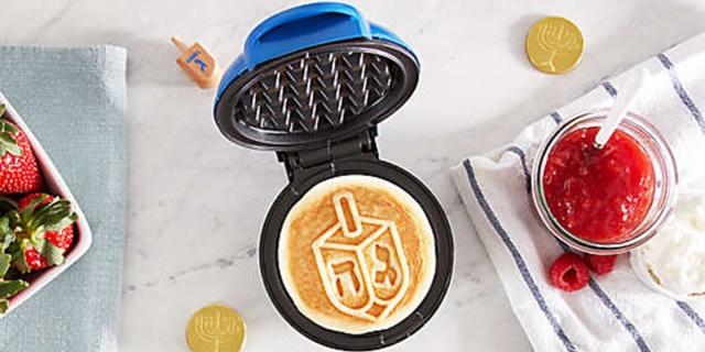 Rise by Dash 7 in. Blue Waffle Maker