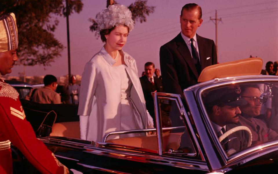 Queen Elizabeth II and Prince Philip in Delhi during a state visit to India, 21st January 1961. - Fox Photos/Hulton Archive/Getty Images